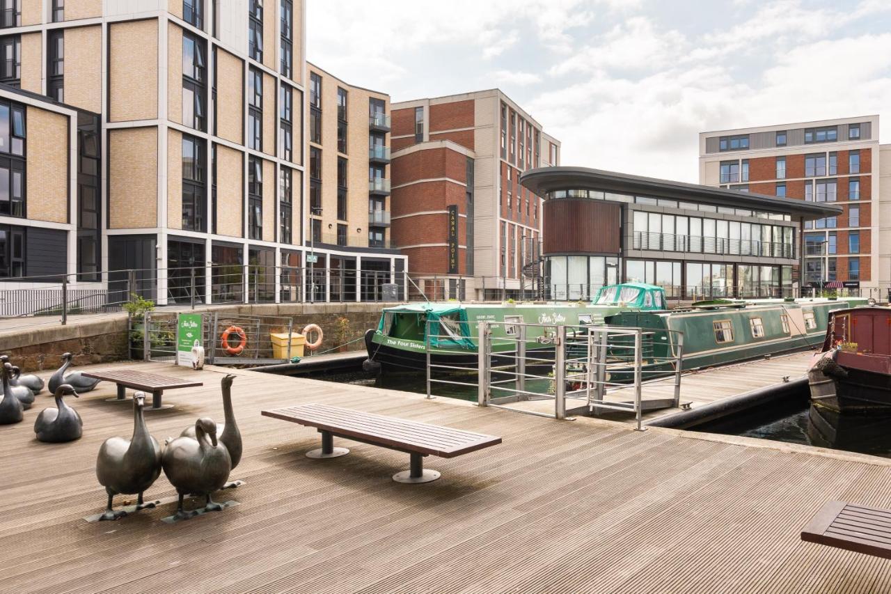Edinburgh - Houseboats Hotel Ngoại thất bức ảnh