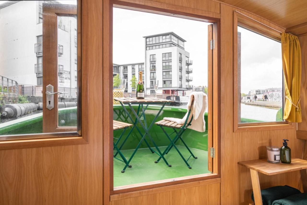 Edinburgh - Houseboats Hotel Ngoại thất bức ảnh