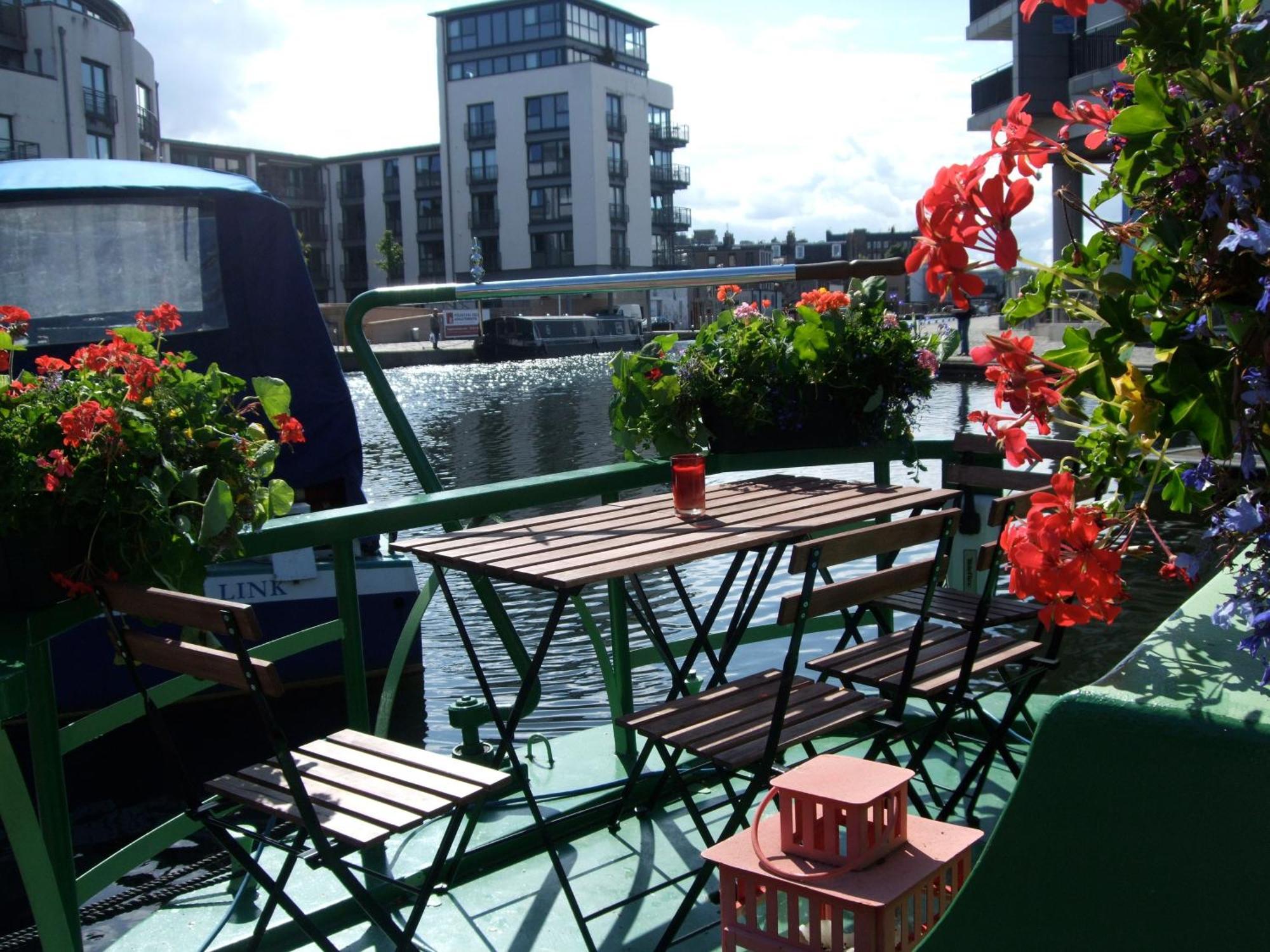 Edinburgh - Houseboats Hotel Ngoại thất bức ảnh