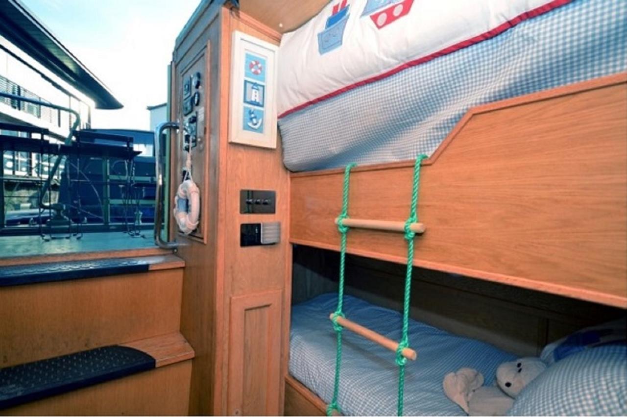 Edinburgh - Houseboats Hotel Ngoại thất bức ảnh